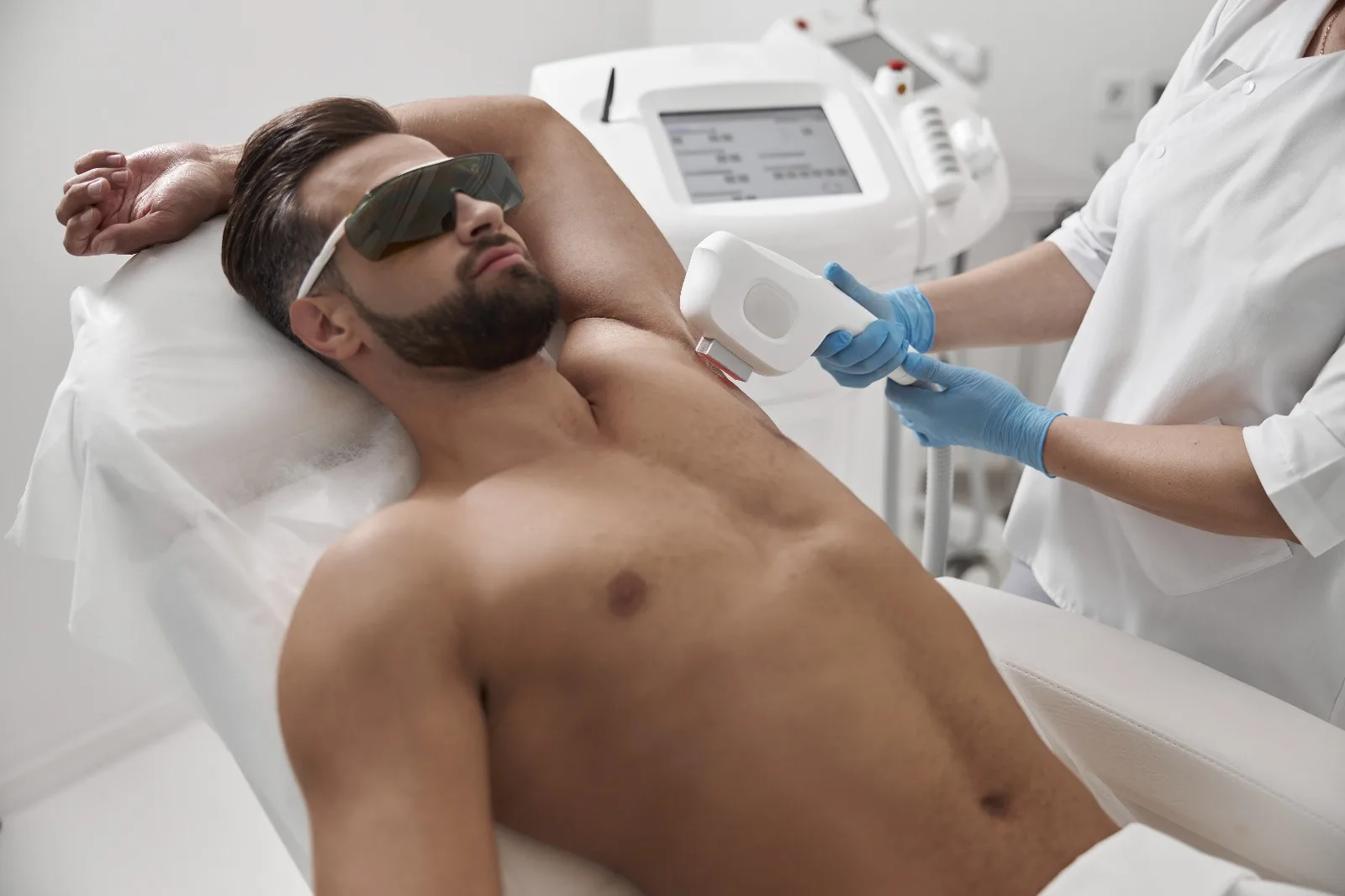 Epilarea la bărbați 1 Epilarea cu laser la barbati jpeg
