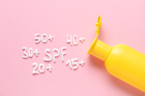 Mit sau Adevăr: Crema SPF 50+ provoacă cancer? 5 spf pt tenul cuperozic